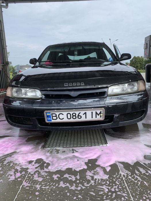 Мазда 626. 1993 року 2.0 бензин