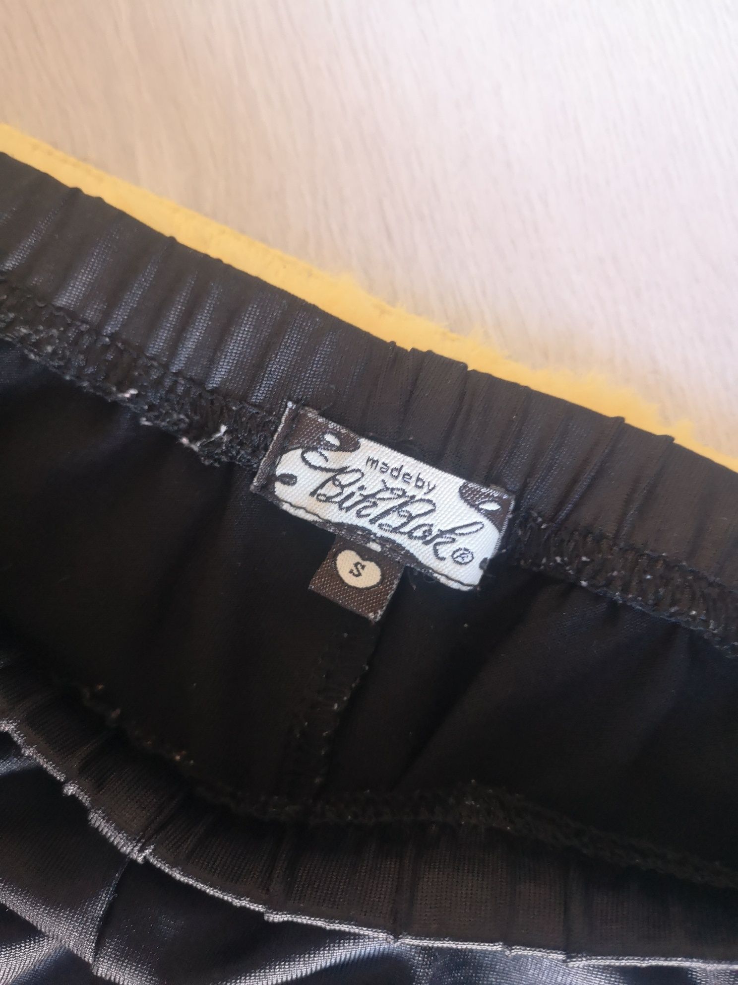 Leginsy ala woskowane BikBok