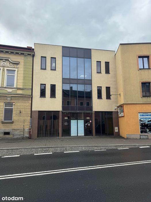 Budynek do wynajęcia - 540m2 - Żywiec, ul. Dworcowa 16A
