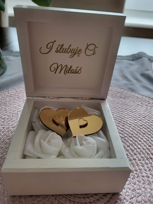 Pudełko na obrączki