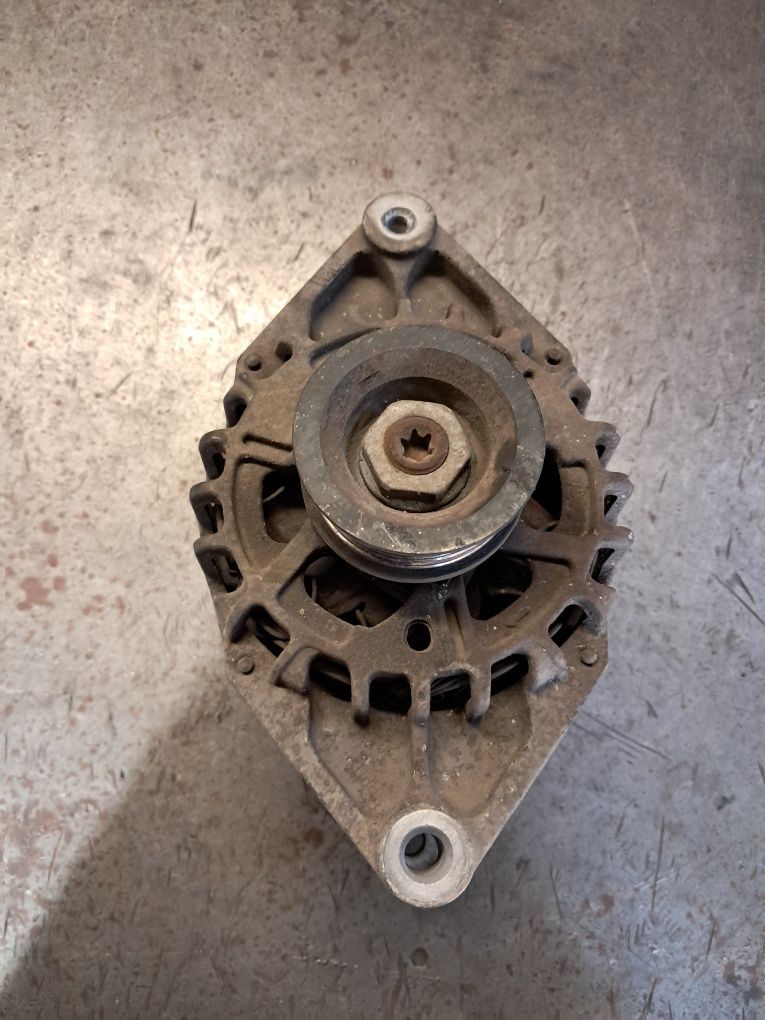 Alternator Valeo 70A Opel Astra G 2 Benzyna 1.6 16v Rok 2000