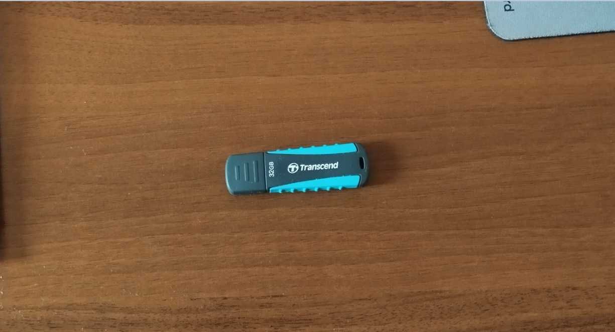 USB флеш флешка  накопичувач