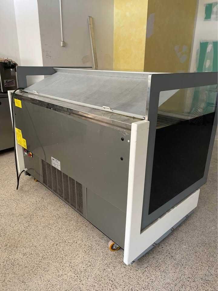 Vitrine apara gelado Profissional ( ORION)