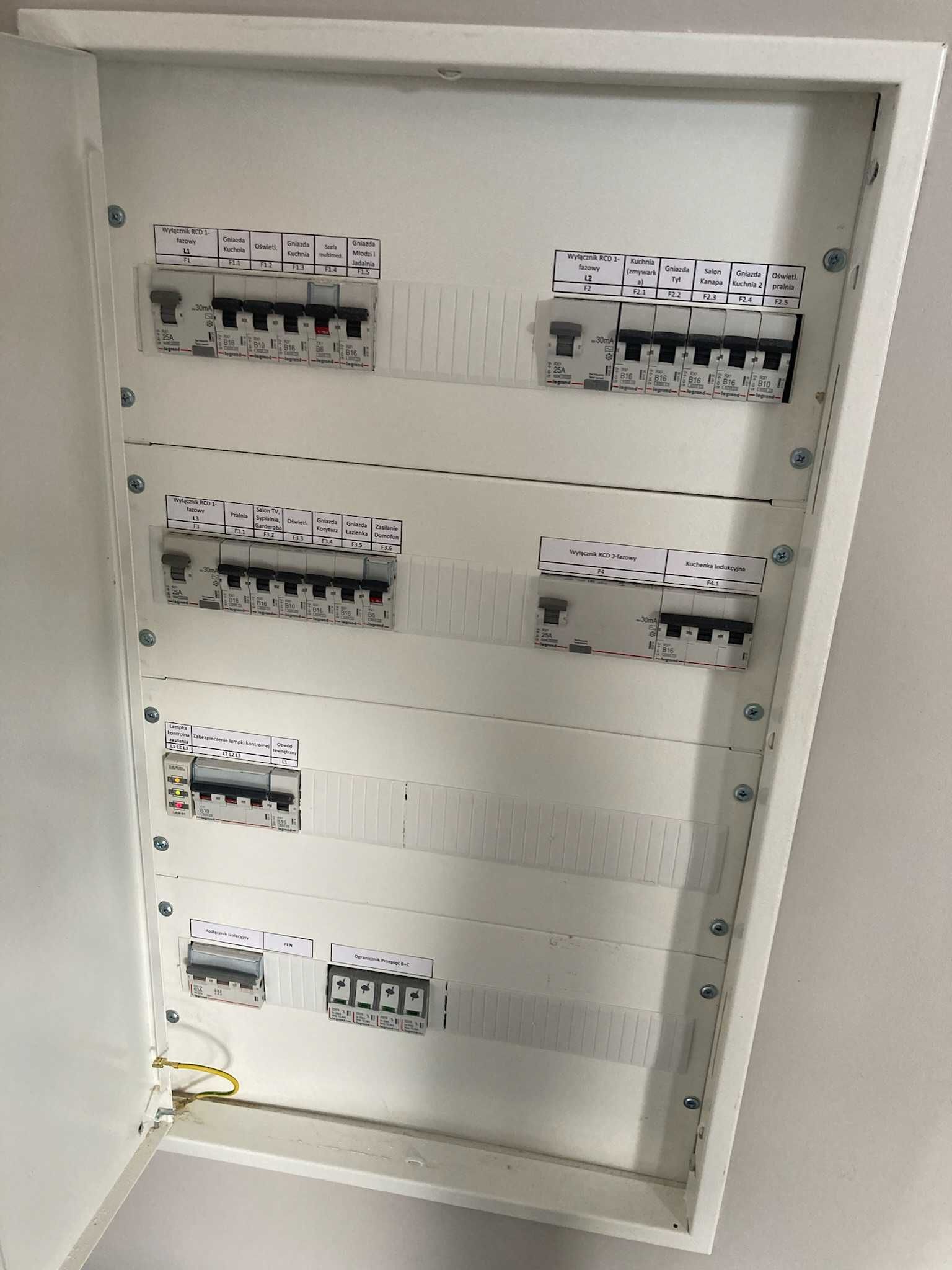 Instalacje dla twojego domu.(Elektryka, monitoring, alarm i audio)