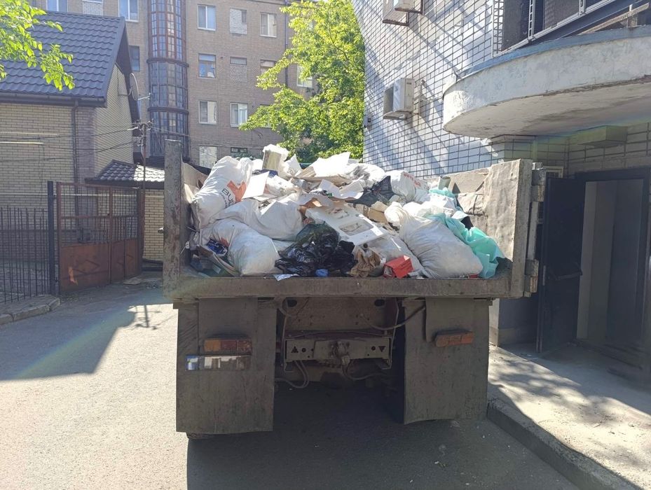 Вывоз мусора. Вывоз строительного мусора.