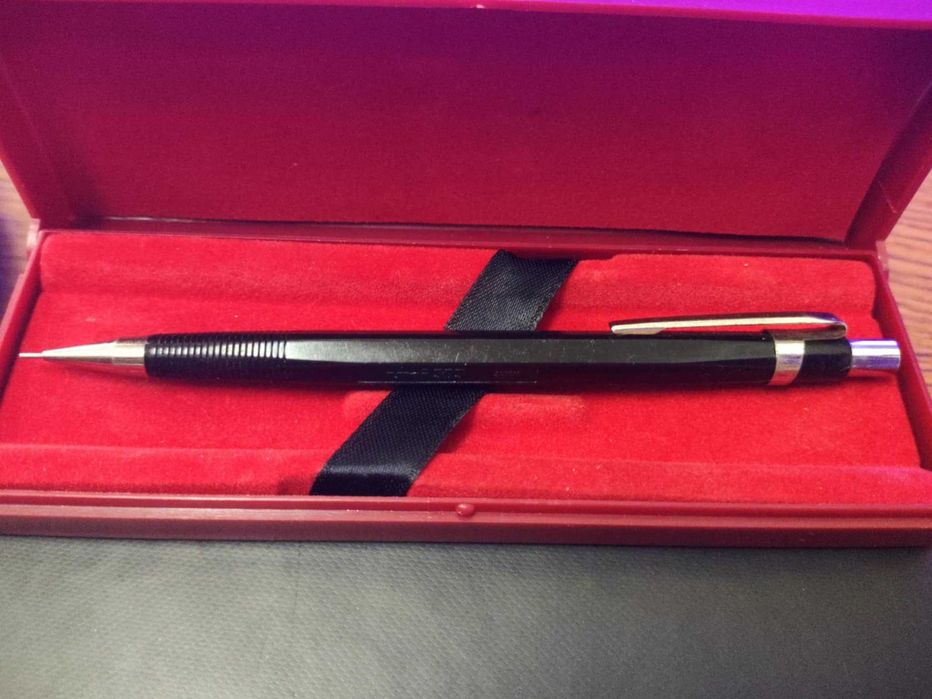 Antiga Lapiseira UNI 303 Vintage japan 0.5