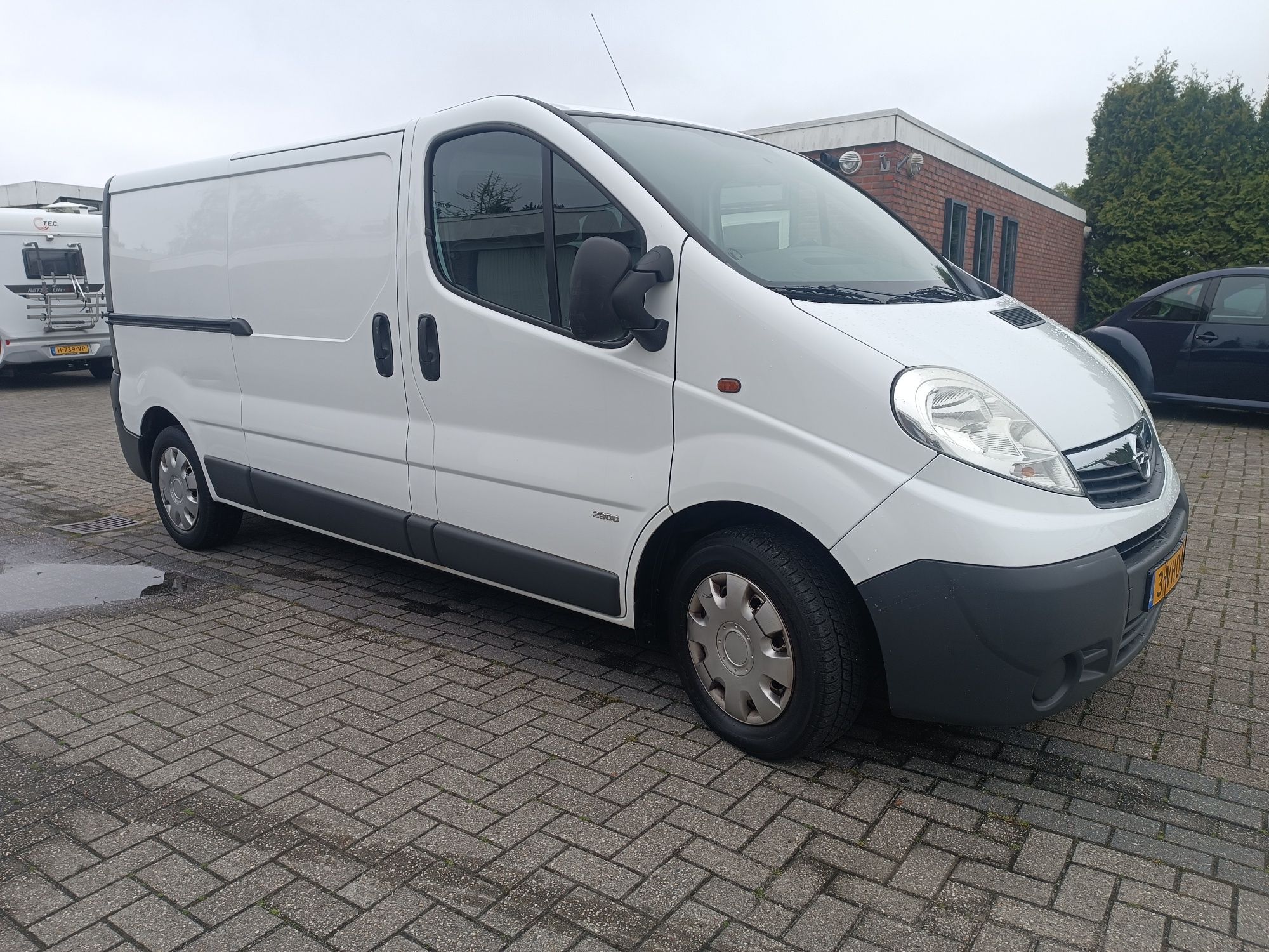 Opel Vivaro Long klima sprowadzony