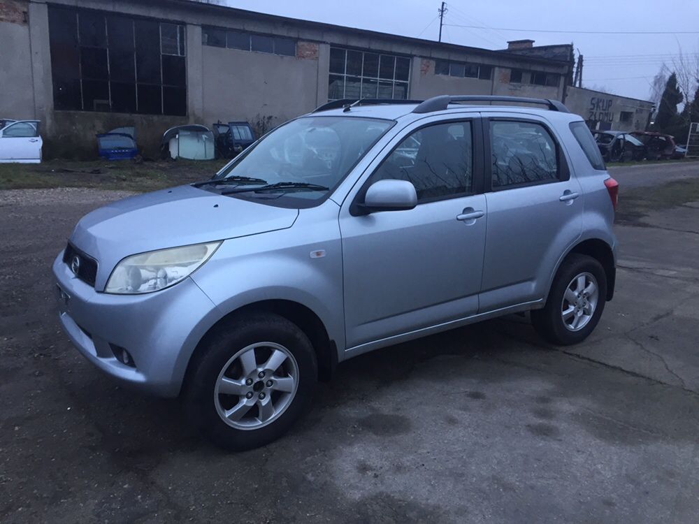 Daihatsu Terios II na czesci 1.5 benzyna 105kn