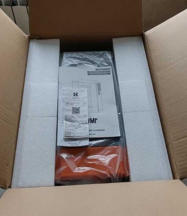 UPS - ДБЖ - ИБП - Гібридний інвертор 12В 2000VA PowMr POW-HVM2H-12V-N