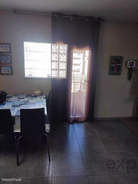 2 Apartamentos Amplos com 5 Quartos em Macedo de Cavaleiros