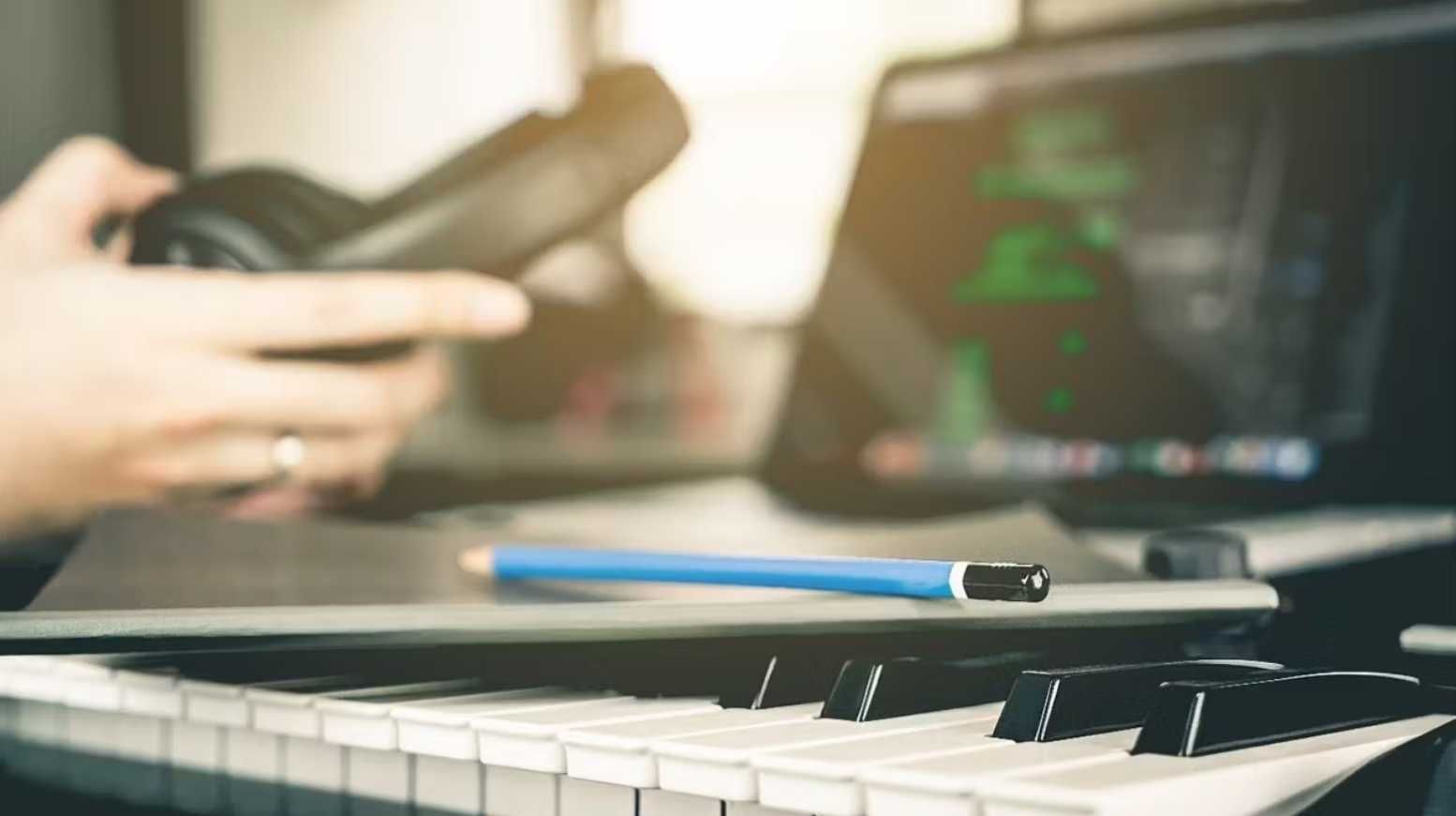 Songwriting & Music Production Classes (PL/EN)