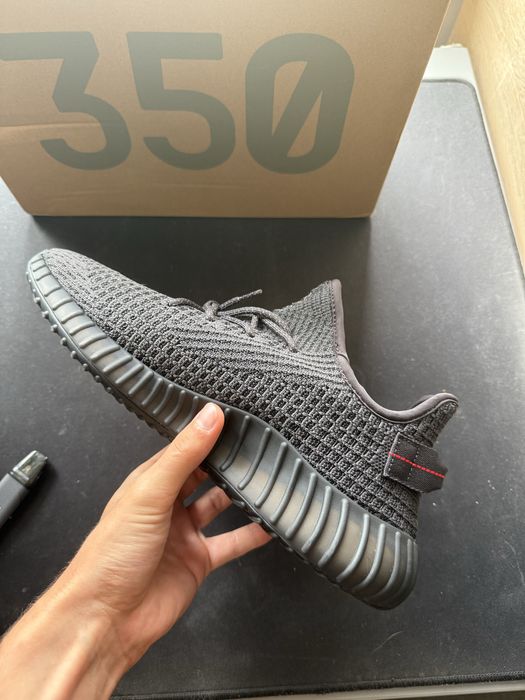 yeezy 350 czarne