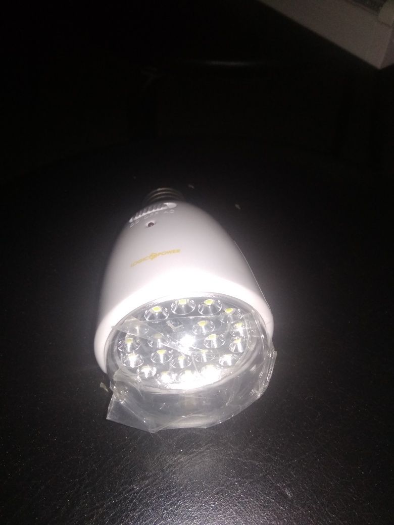 Світлодіодні лампи на акумуляторах