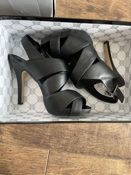 Buty okazja !!! roz.37 cena za pare !