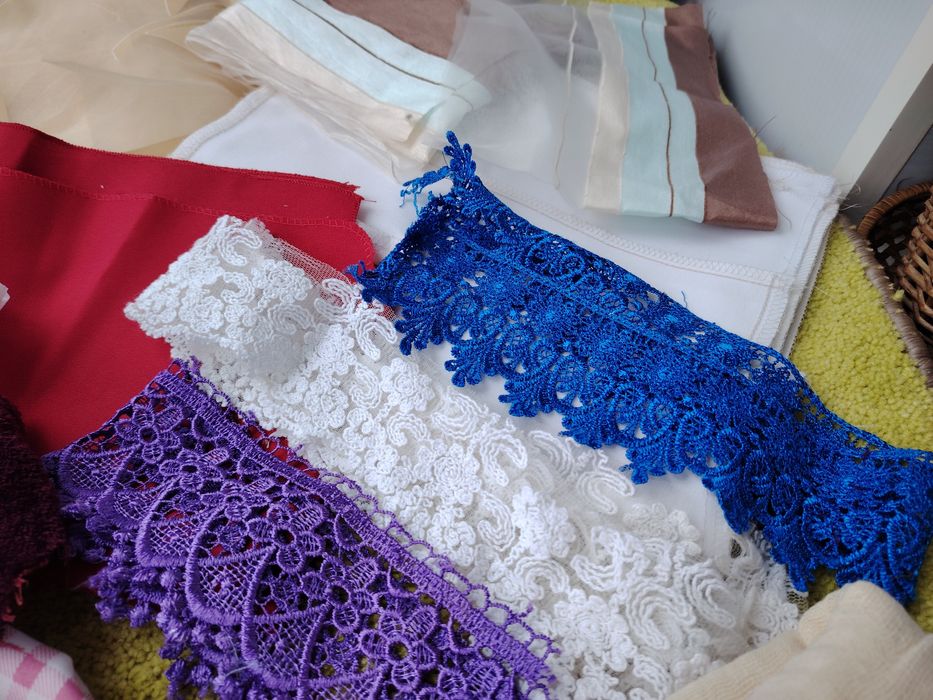 Остатки тканей, тюли, лоскутки