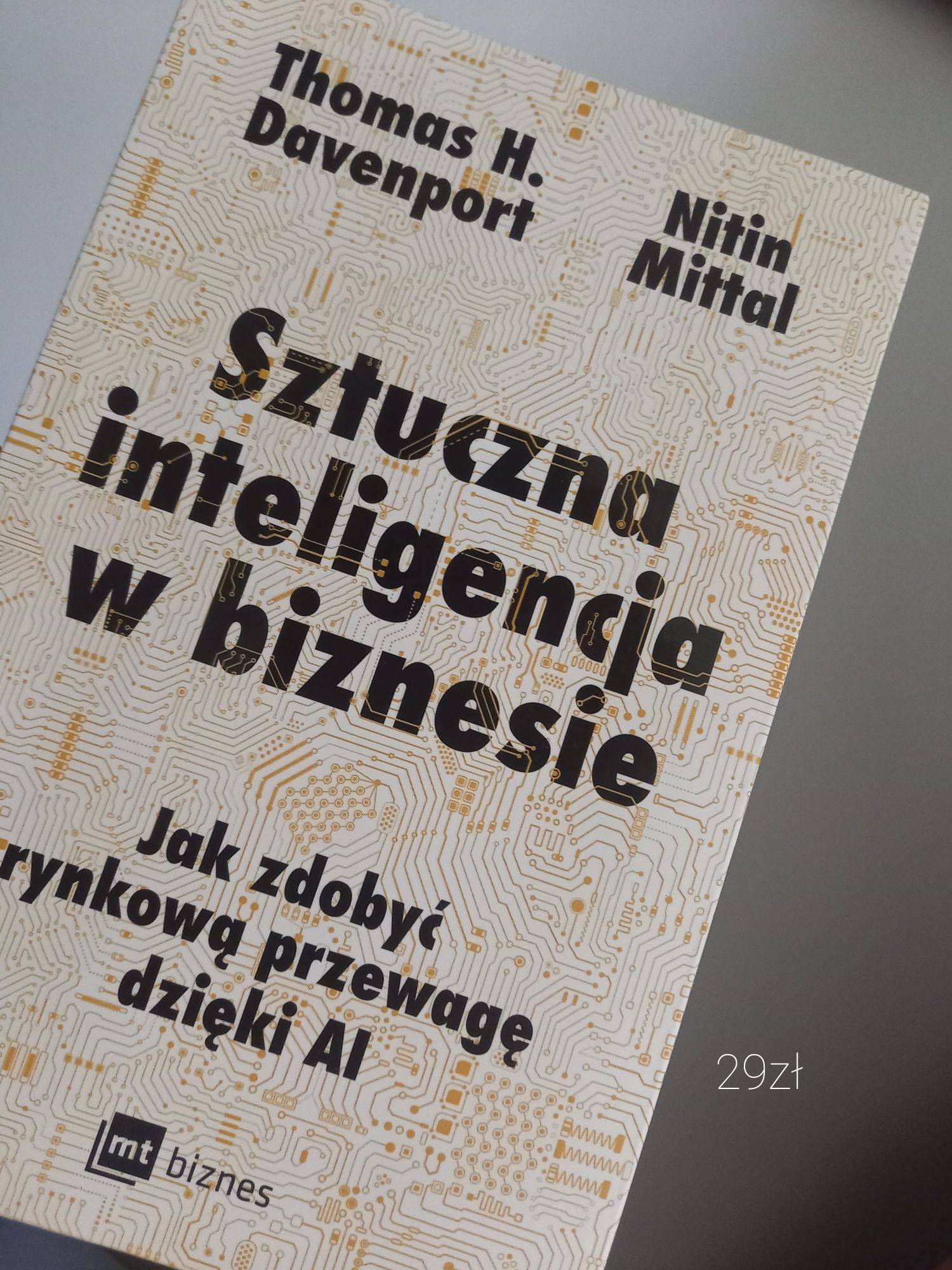 Książki o tematyce sztucznej inteligencji