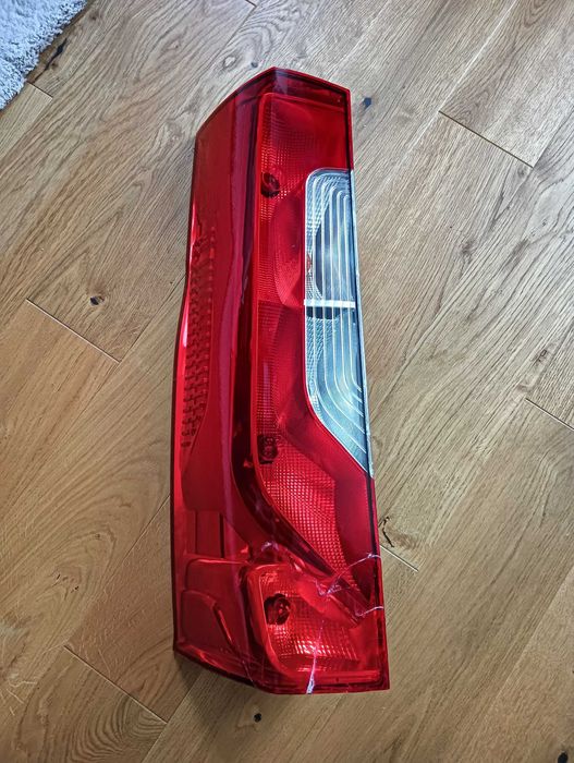Tylna lampa lewa Mercedes sprinter 2018+ oryginał