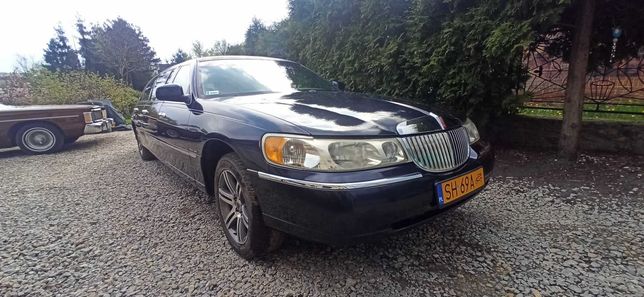 Lincoln Town Car limuzyna 6 drzwi 4,6 V8