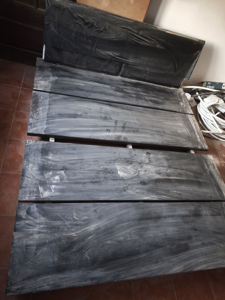 Cama de Casal Preta