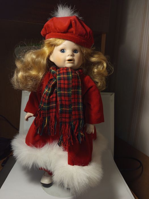 Фарфорова Лялька серії"Нeritage mint collection"USA.Вітрінне зберіганя