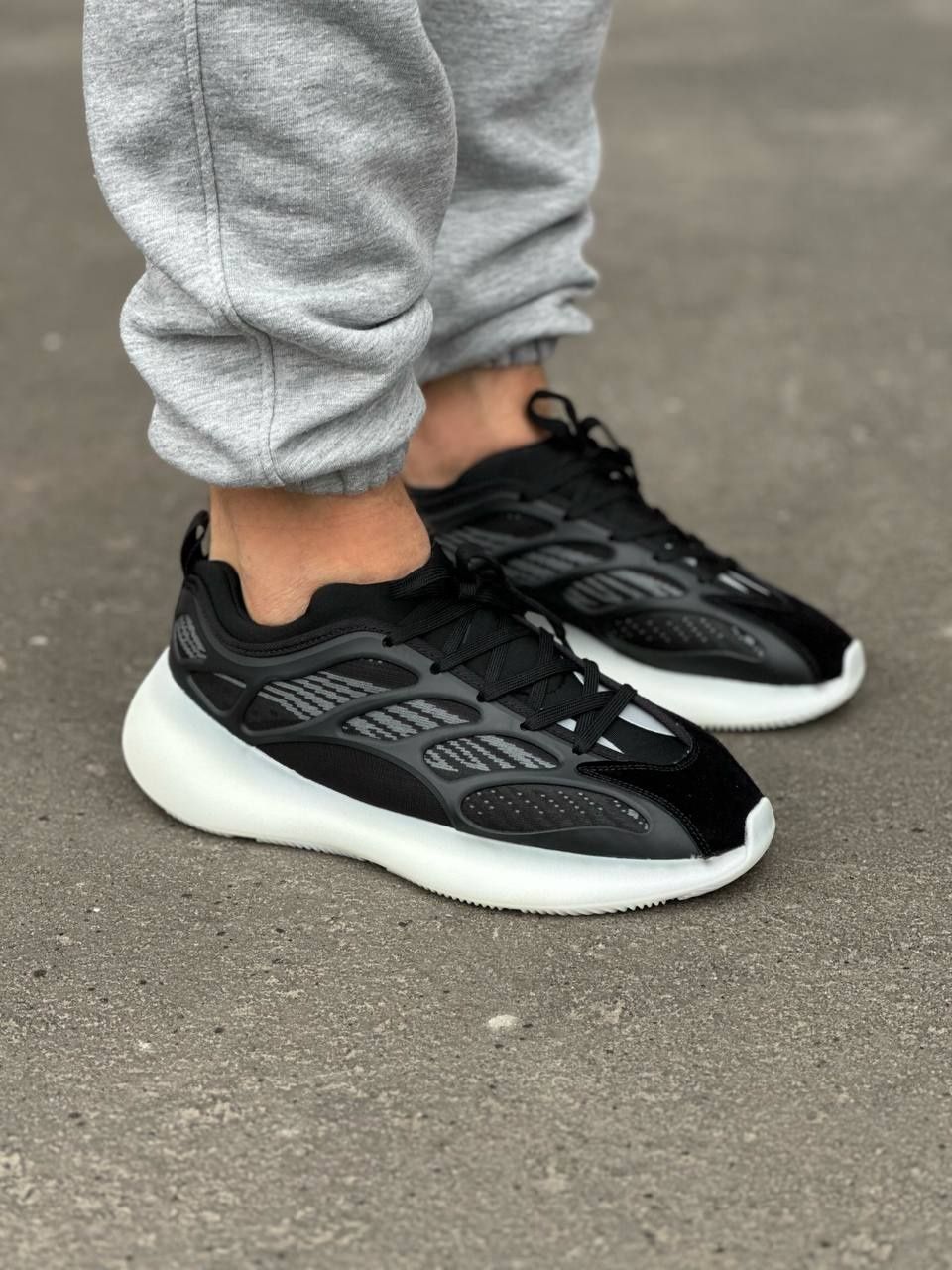 Мужские кроссовки Adidas Yeezy 700, адидас иззи, чоловічі кросівки