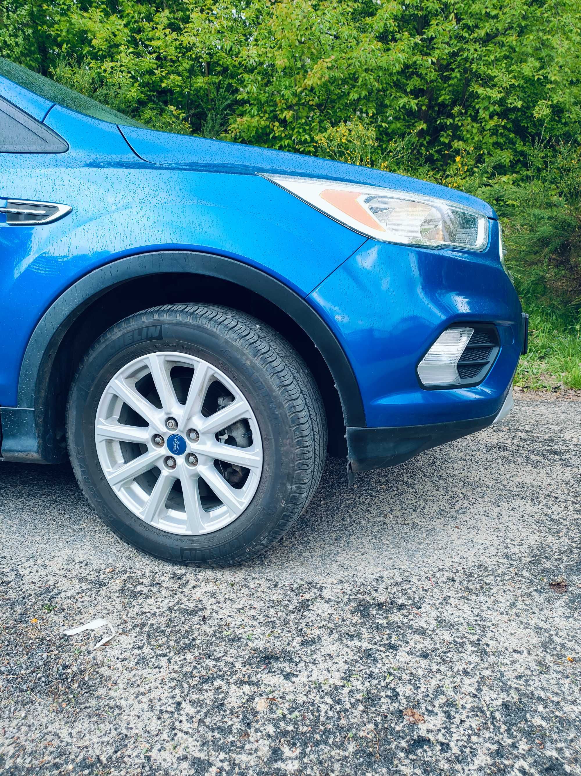 Sprzedam Ford Kuga (Escape) z 2018 roku, 4x4