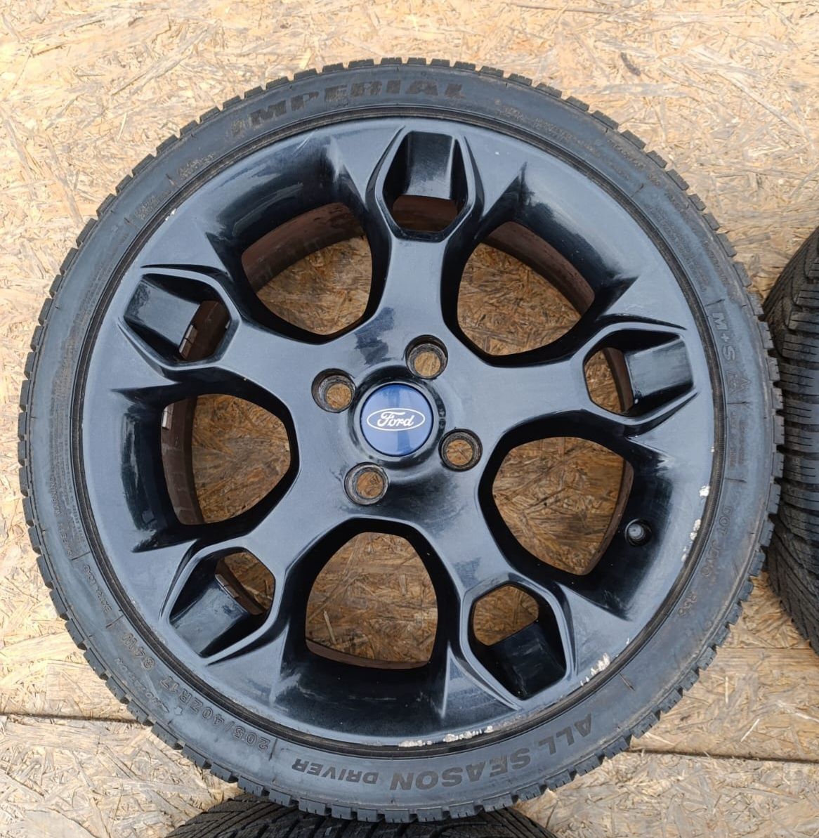 Koła 17 4x108 Ford Fiesta ST LINE 205 40 R17 84W XL całoroczne 2021r