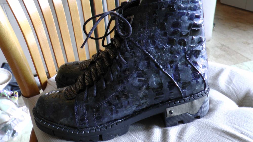 Czarne/granat trapery damskie, rozm 38,nowe