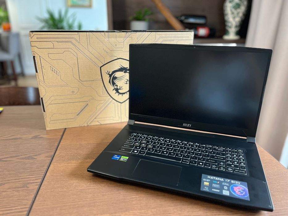 MSI Katana 17 B13V – Intel i7 | 32 GB RAM | 1TB SSD | RTX 4060 | 17,3”