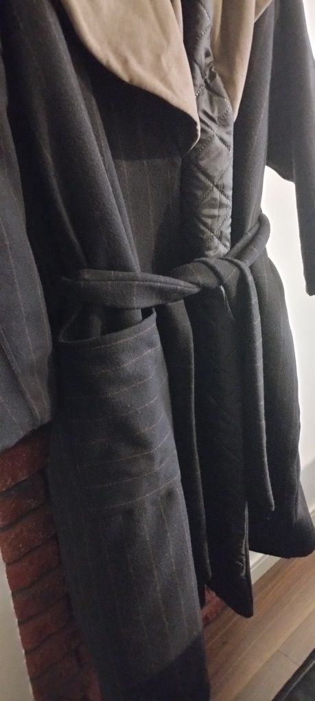 Płaszcz damski długi duży rozmiar czarny. Plus size
