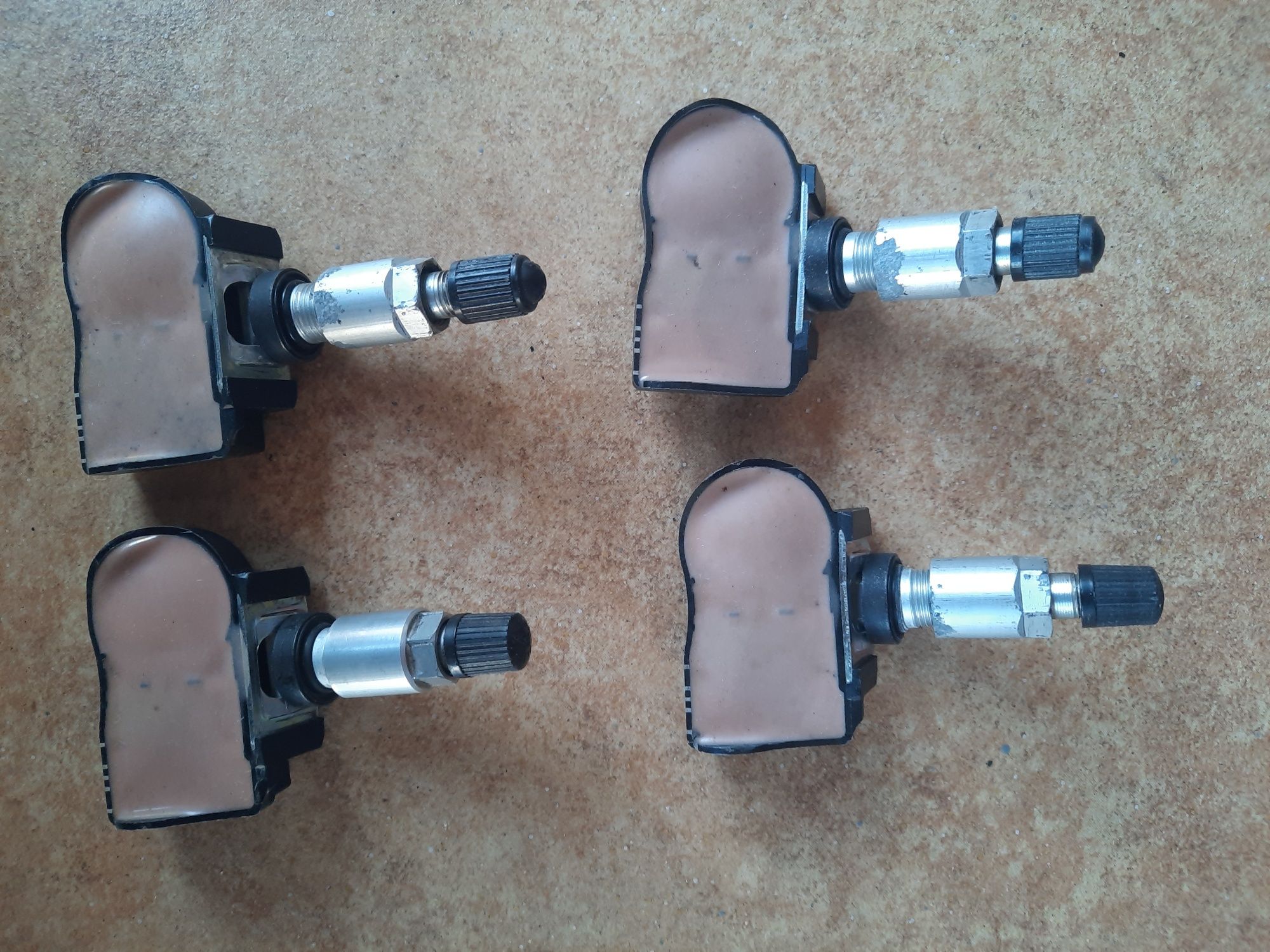 Датчики тиску шин Mitsubishi 4250C477 S180052094D TRMS Continental