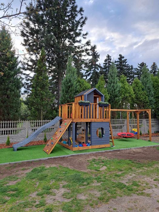 Domek drewniany dla dziecka, plac zabaw, prezent na zajączka,