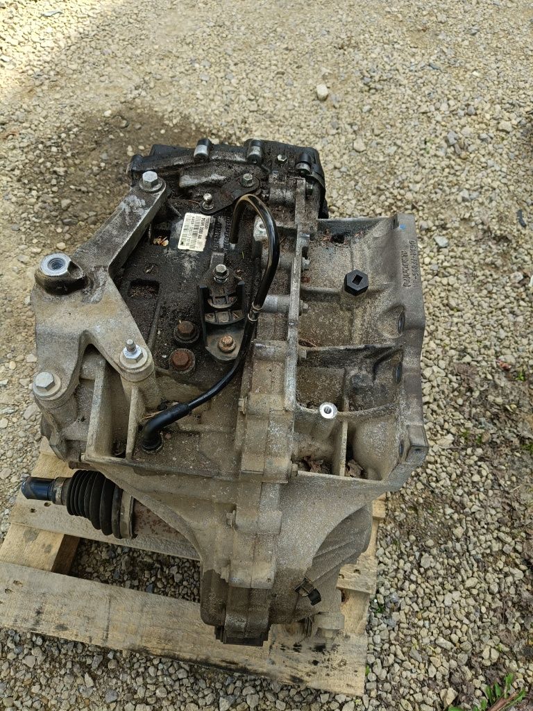 Skrzynia biegów automat powershift Volvo v40 1.6 HDI D2 15 rok