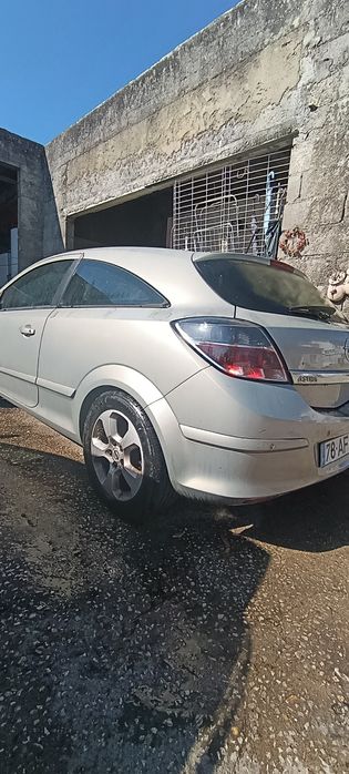 Opel Astra H GTC 1.7 CDTI (PEÇAS COMPLETO)