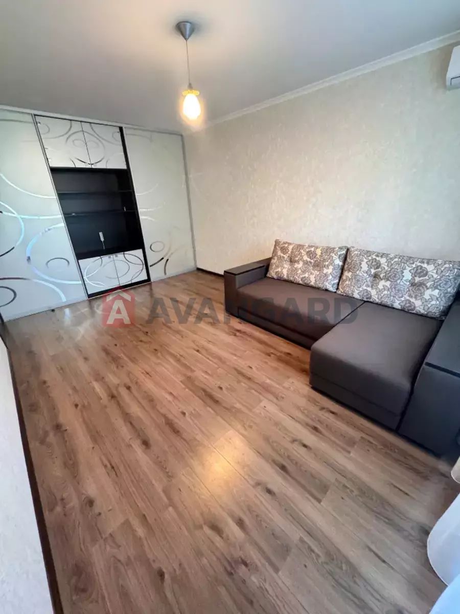 Продам 1-комнатную квартиру с ремонтом на ж/м Сокол