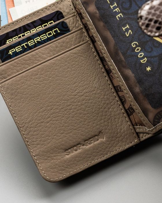 kompaktowy portfel damski z egzotycznym wzorem - peterson