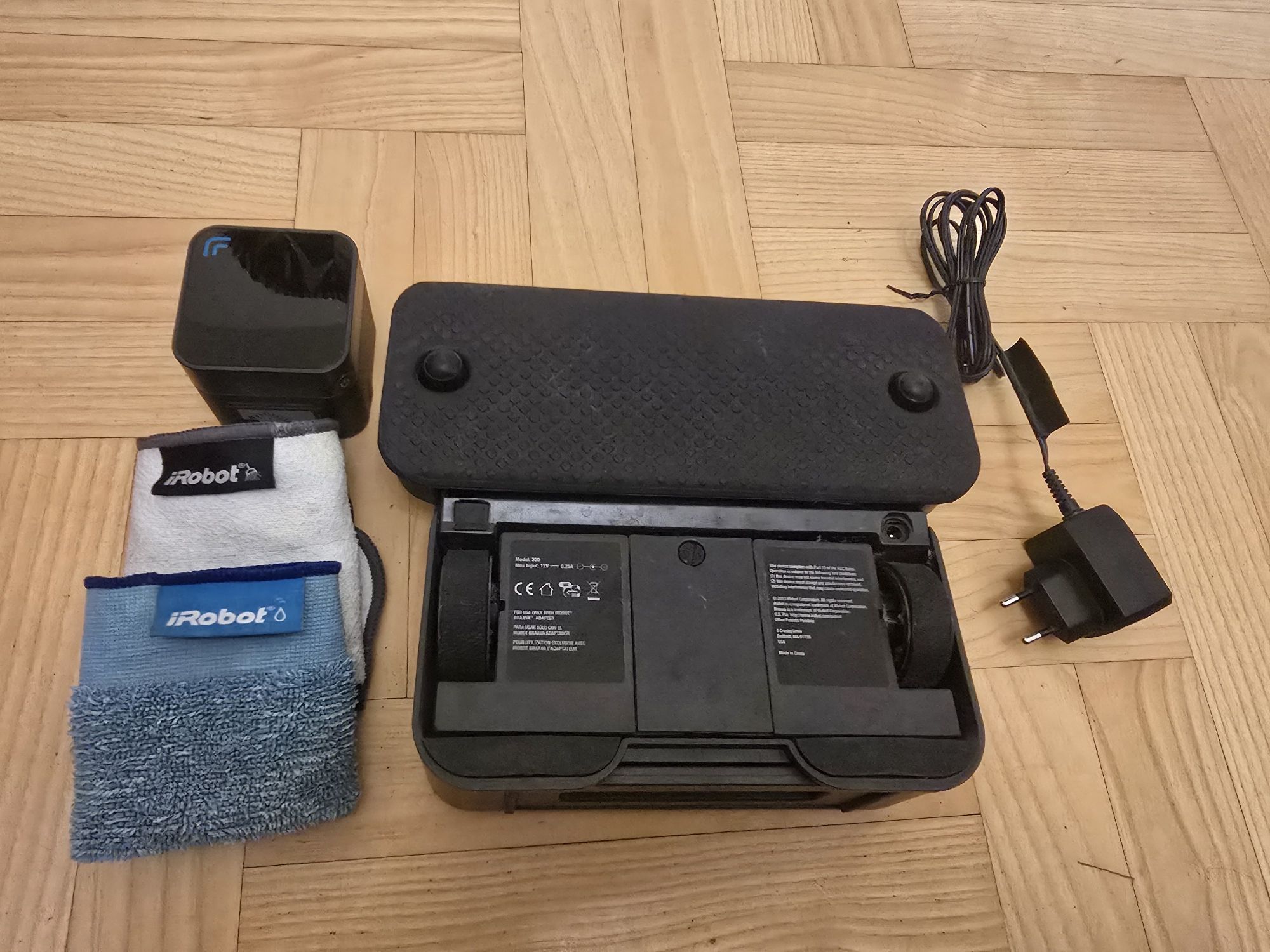 iRobot Braava 320 robot mopujący mop sprzątający