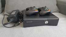 Konsola Xbox 360 S 2 pady
