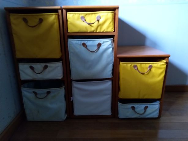 Conjunto de móveis com gavetas de tecido