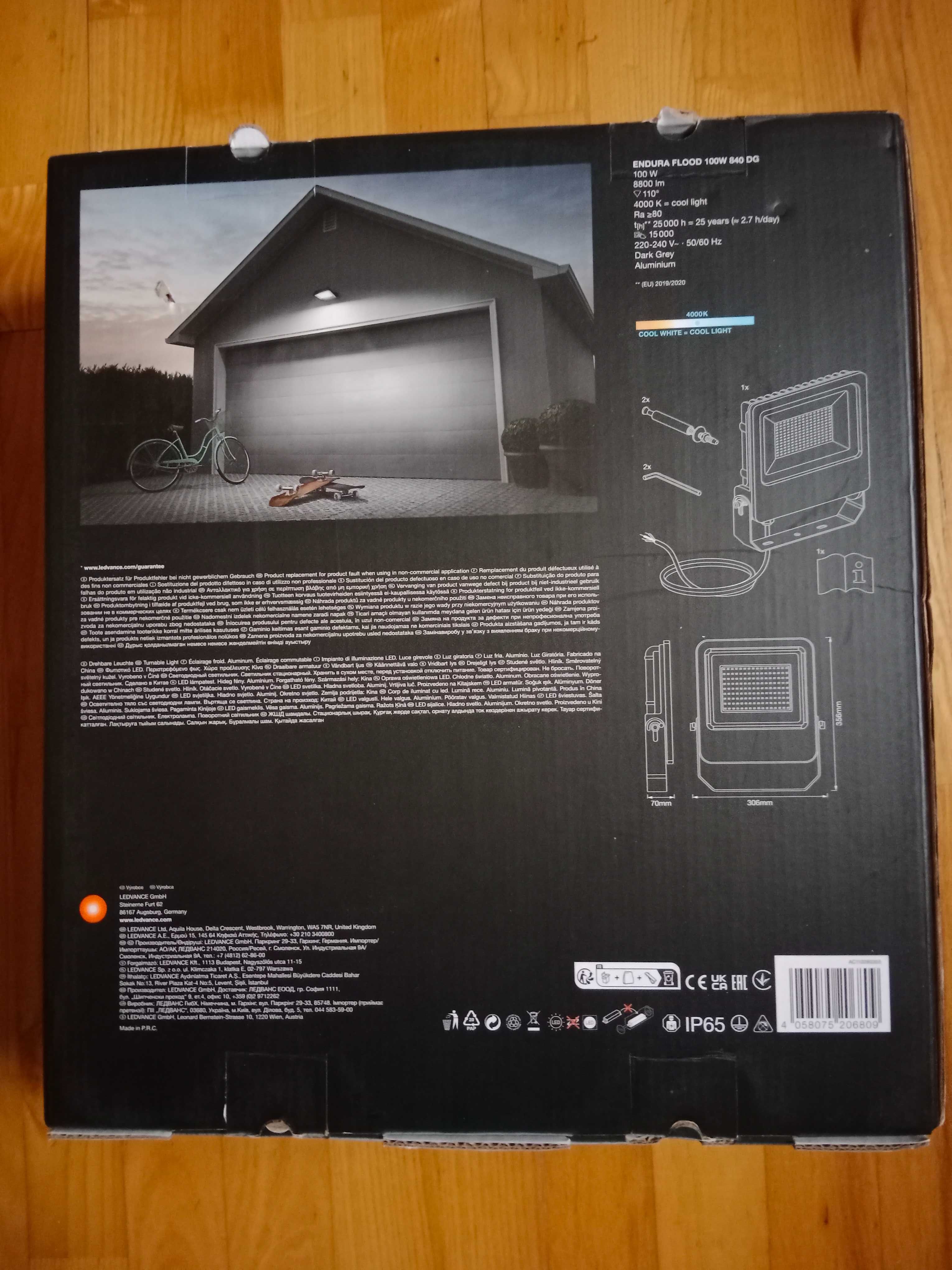 Naświetla z halogen LED LEDVANCE ENDURA FLOOD 100W IP65