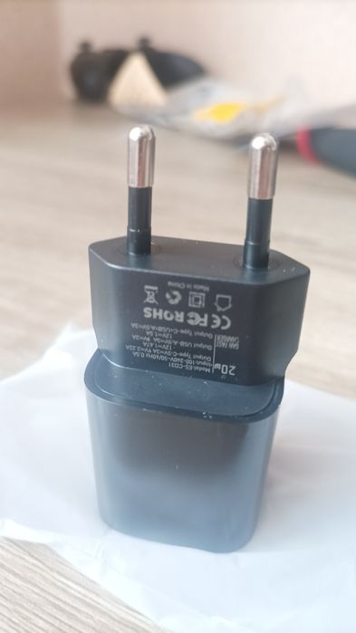 Блок зарядки для телефона 20w