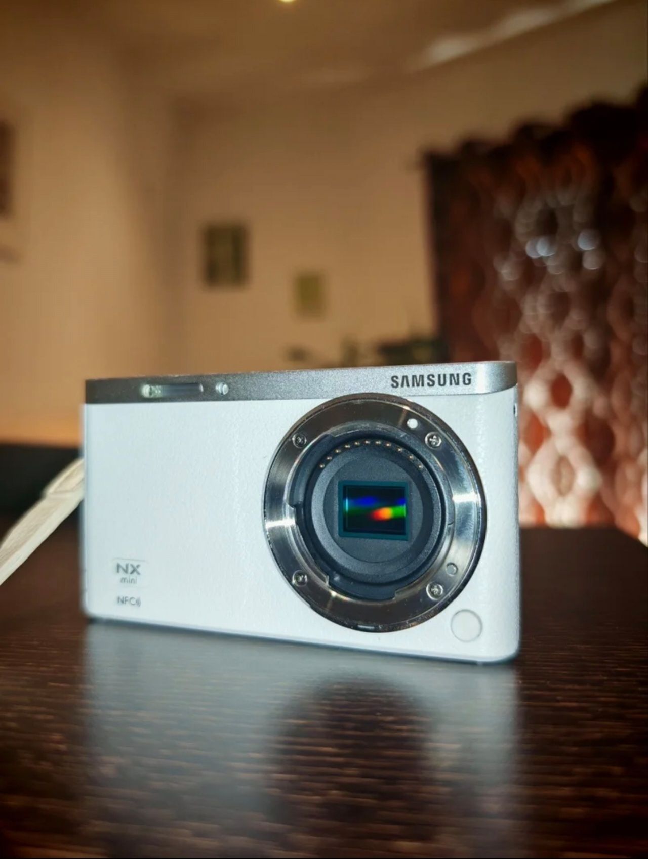 Samsung NX Mini + 9mm