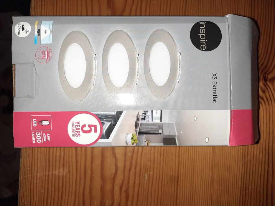 Conjunto três focos de embutir novos