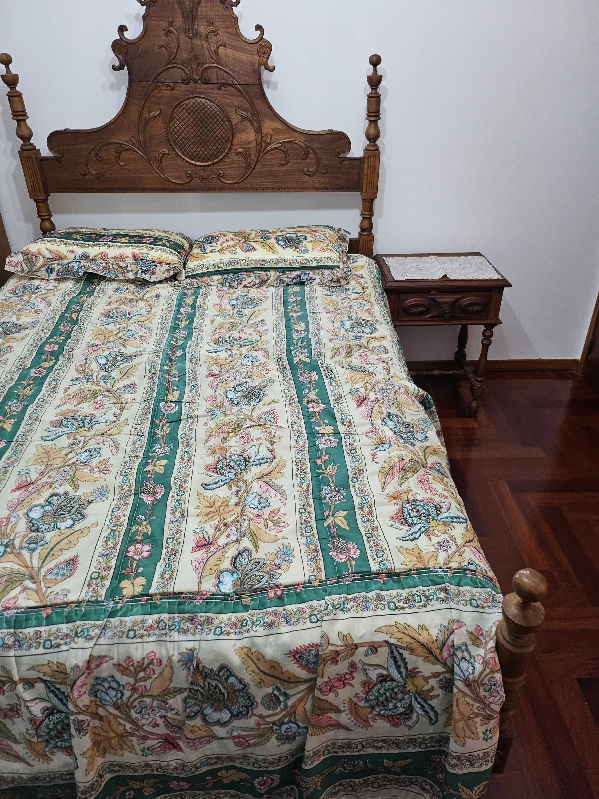 Moveis rusticos em madeira cor cerejeira