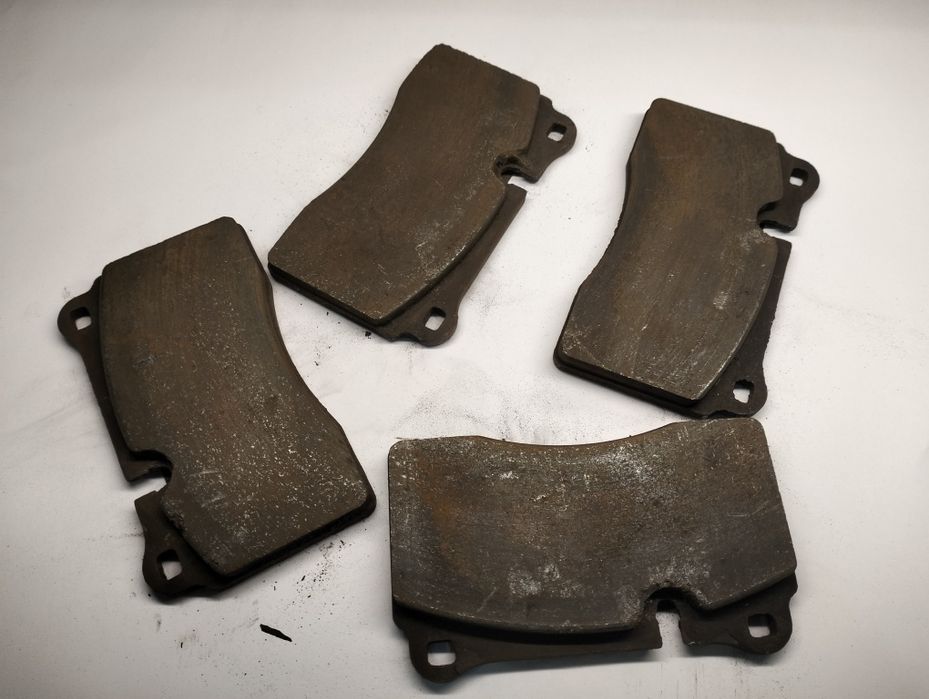 Тормозні колодки, передні, Touareg 15р, 3,0d.