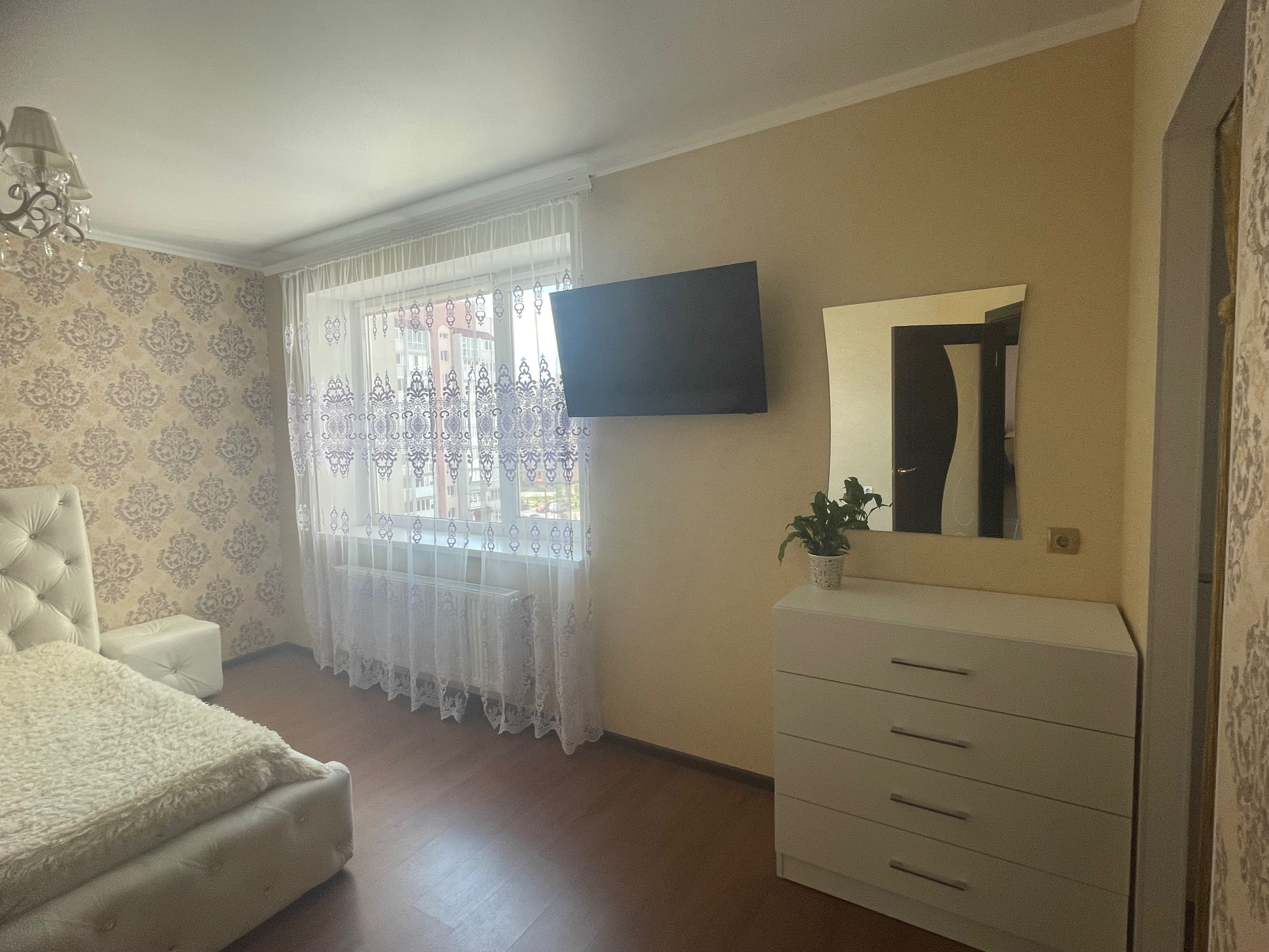 продам  квартиру на Поділлі