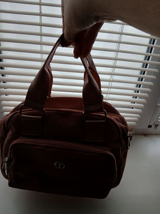 сумка не дорого, стан новий