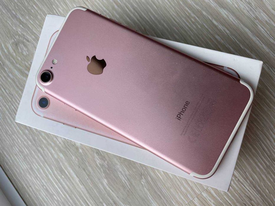 iPhone 7 Rose Gold 128Gb полный комплект neverlock золотой 128 айфон