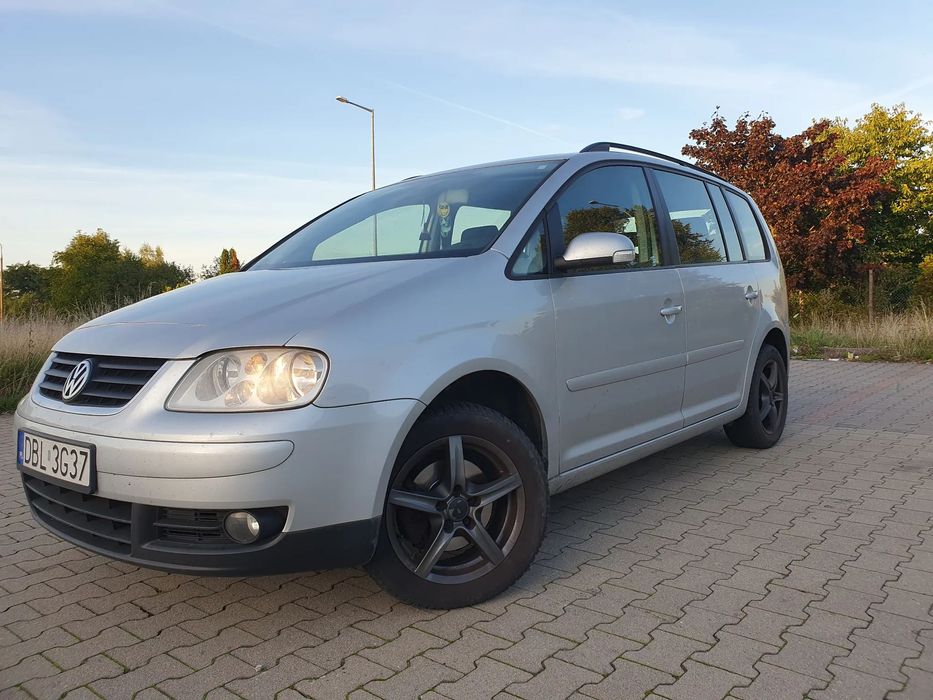 Volkswagen Touran Sprzedam ładnego VW Tourana 1,9tdi 105kM, automat DSG...