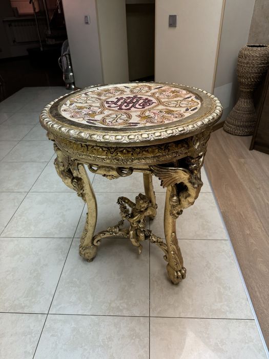 Мебель антикварная